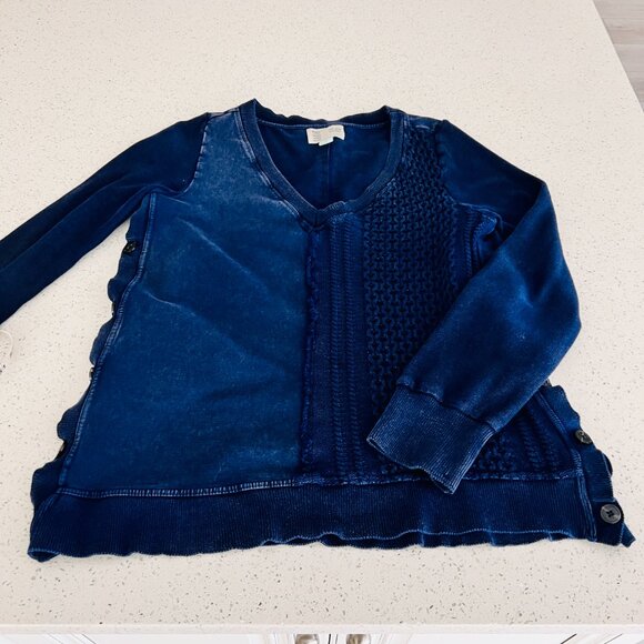 Anthropolgie Saturday Sunday Blue Top, size small over sized - Picture 6 of 9